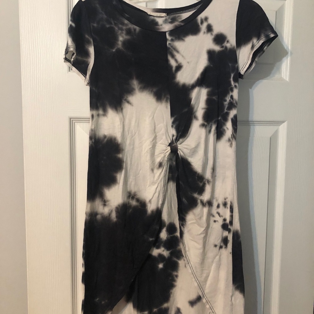 Tie dye top (short front, long back)